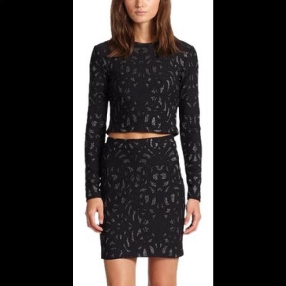 Luna metallic skirt and crop top set - Picture 2 of 10